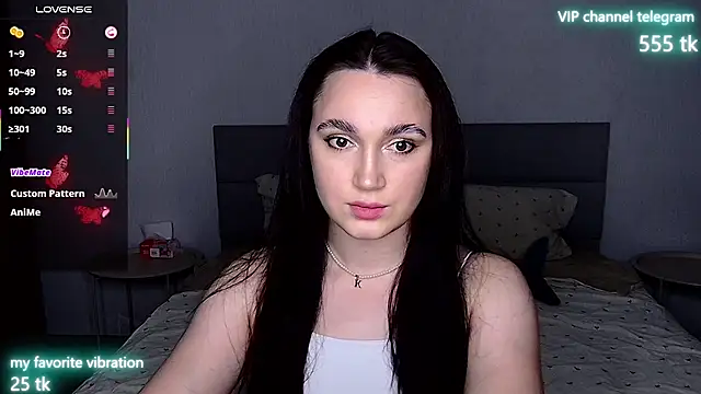 Snapshot of Eliz_v_tta chatting on 09-16-25, 07:48 Eliz v tta online show from 09-16-25, 07:48