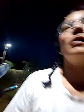 Lily-o online show from 10-26-25, 10:58