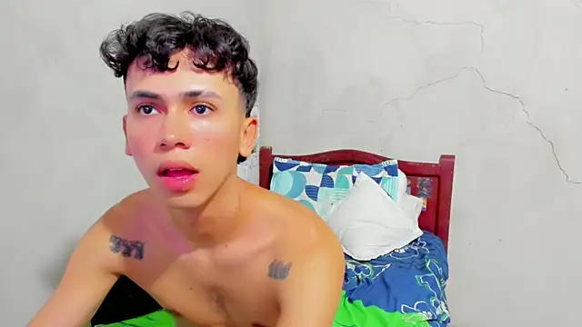 Snapshot of Damien_444 chatting on 09-14-25, 11:53 Damien 444 online show from 09-14-25, 11:53