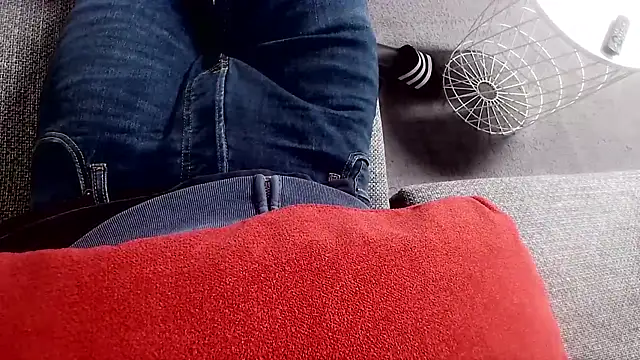 cucciolotto76 online show from 11-22-25, 03:44