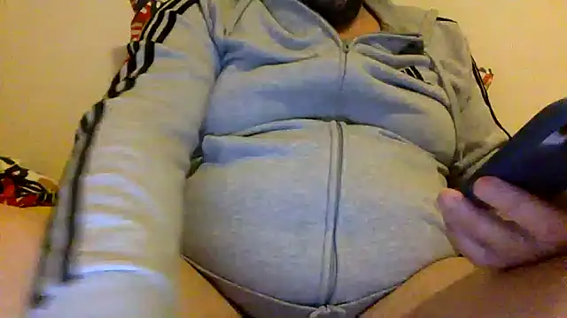 Snapshot of steve669_hot chatting on 10-20-25, 04:40 steve669 hot online show from 10-20-25, 04:40