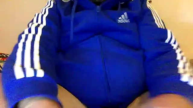 Snapshot of steve669_hot chatting on 10-24-25, 01:40 steve669 hot online show from 10-24-25, 01:40