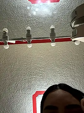 laure torres online show from 01-11-26, 05:23