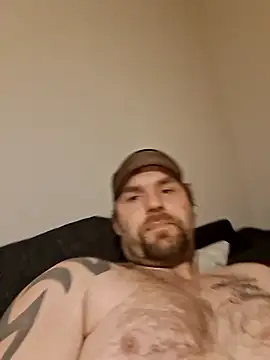 Snapshot of Bamse28 chatting on 10-24-25, 09:55 Bamse28 online show from 10-24-25, 09:55