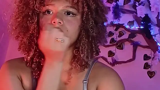 Blondiecurly online show from 02-18-26, 03:19