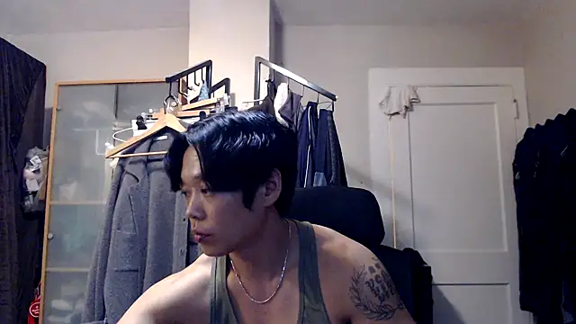 Jbear7127 online show from 10-05-25, 01:15