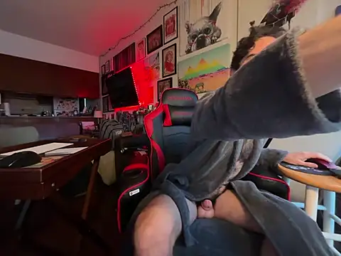 Pupscritch online show from 02-17-26, 02:57