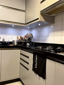 Snapshot of yumi-hot chatting on 04-07-26, 01:11 yumi-hot online show from 04-07-26, 01:11