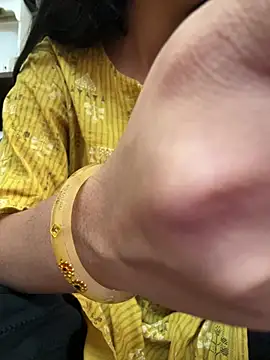 Snapshot of modelnishu chatting on 03-07-26, 09:39 modelnishu online show from 03-07-26, 09:39