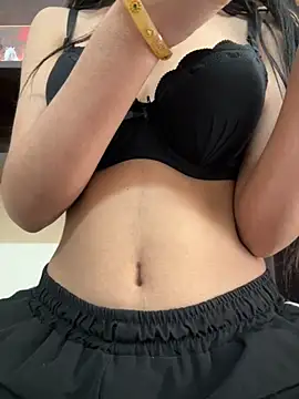 Snapshot of modelnishu chatting on 03-26-26, 03:56 modelnishu online show from 03-26-26, 03:56