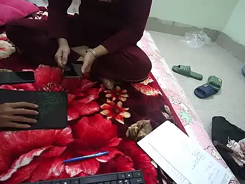 Snapshot of merialove chatting on 11-21-25, 08:46 merialove online show from 11-21-25, 08:46