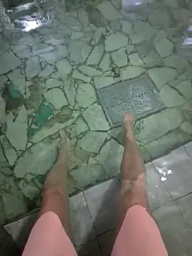 starvingo2002 online show from 12-21-25, 03:46