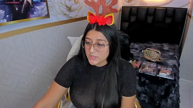 megann  up online show from 12-21-25, 08:27