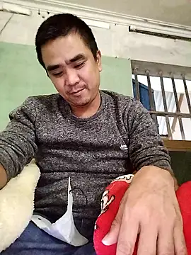 Snapshot of HoangNam20x chatting on 11-19-25, 01:55 HoangNam20x online show from 11-19-25, 01:55