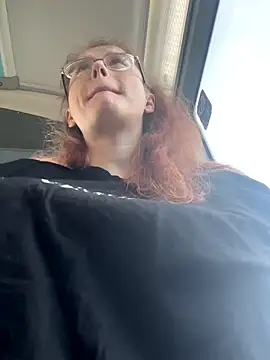 Snapshot of raen001 chatting on 11-07-25, 08:58 raen001 online show from 11-07-25, 08:58