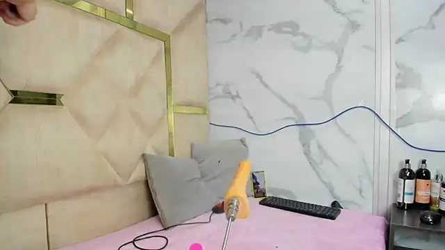 Allisonts69 online show from 10-14-25, 03:07