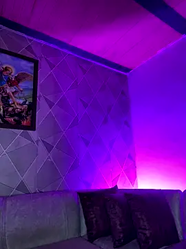 Alisse taylor2 online show from 12-23-25, 11:08