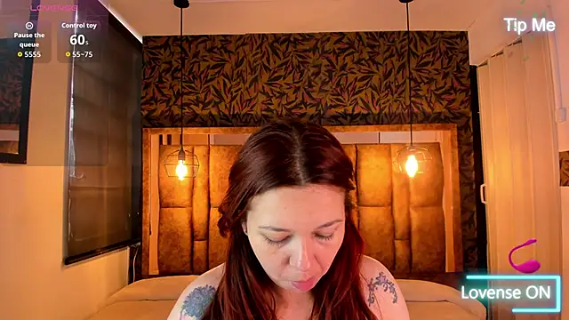 Isa Thompson   online show from 10-30-25, 11:55