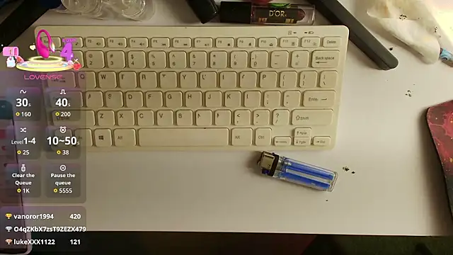 Isa Thompson   online show from 02-27-26, 01:00