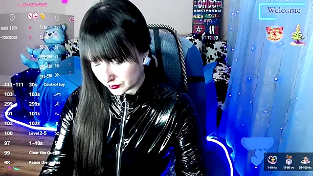 Snapshot of MilaRay chatting on 12-27-24, 10:55 MilaRay online show from 12-27-24, 10:55