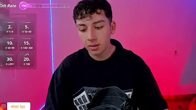 Snapshot of Casper___kyy chatting on 10-22-25, 08:30 Casper kyy online show from 10-22-25, 08:30