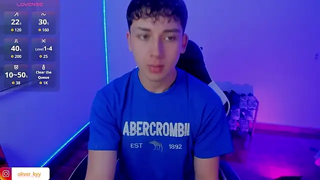 Snapshot of Casper___kyy chatting on 11-12-25, 01:50 Casper kyy online show from 11-12-25, 01:50