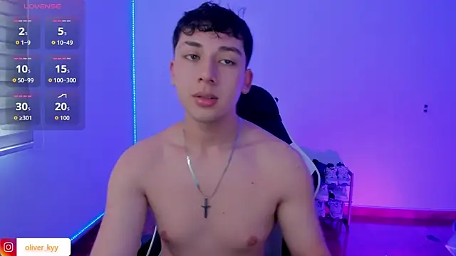 Snapshot of Casper___kyy chatting on 11-12-25, 07:46 Casper kyy online show from 11-12-25, 07:46