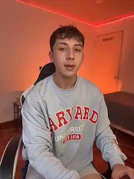 Snapshot of Casper___kyy chatting on 11-14-25, 11:09 Casper kyy online show from 11-14-25, 11:09