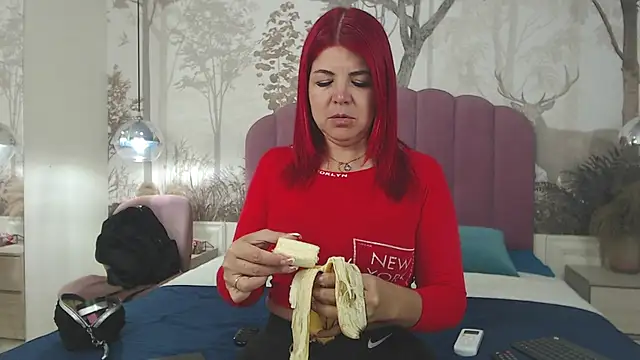 Snapshot of CorineRay chatting on 10-23-25, 01:21 CorineRay online show from 10-23-25, 01:21