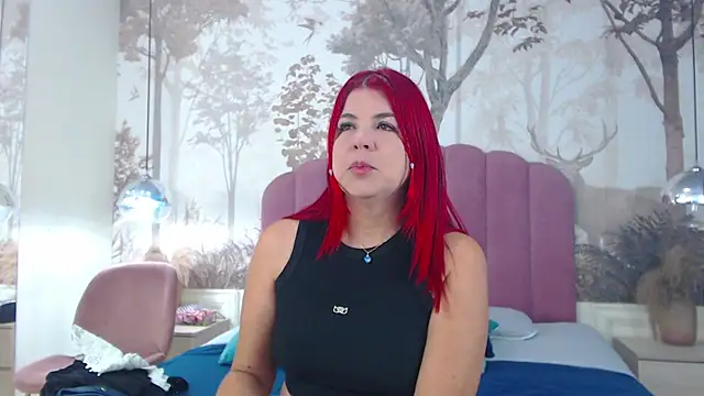 Snapshot of CorineRay chatting on 11-05-25, 01:44 CorineRay online show from 11-05-25, 01:44