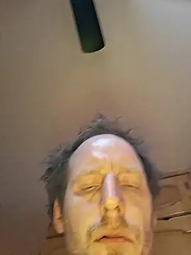 Lavoieya online show from 01-08-26, 01:19