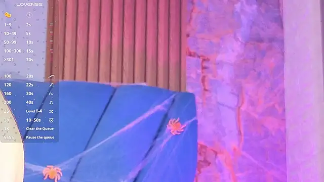 Snapshot of angel__red_ chatting on 10-13-25, 04:12 angel red online show from 10-13-25, 04:12