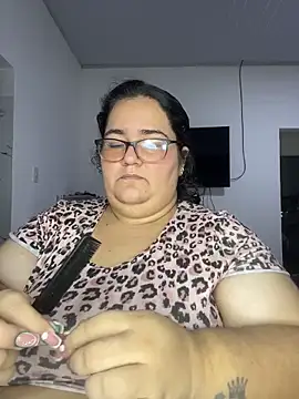 Snapshot of Mariana_cooper_07 chatting on 12-17-25, 10:16 Mariana cooper 07 online show from 12-17-25, 10:16