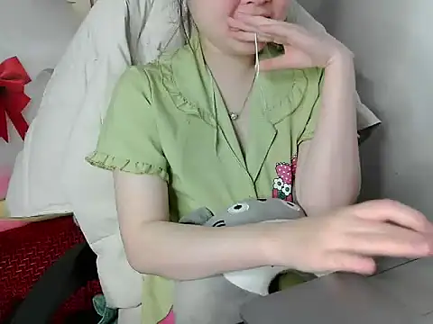 Snapshot of leisure_crime23 chatting on 02-10-26, 03:05 leisure crime23 online show from 02-10-26, 03:05