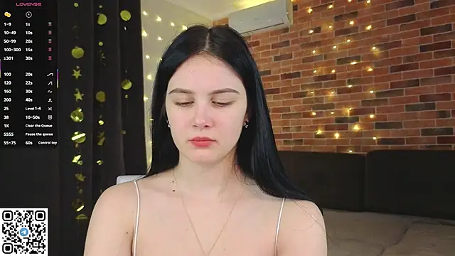 EnricaElis online show from 12-22-25, 08:17