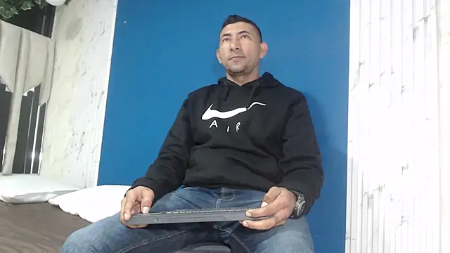 Morganandmegan online show from 01-09-26, 11:02