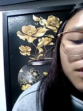 SofieLove 01 online show from 12-22-25, 08:33