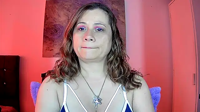 Snapshot of milagros_latina75 chatting on 10-18-25, 01:56 milagros latina75 online show from 10-18-25, 01:56