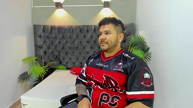 michael hill1 online show from 11-04-25, 01:10