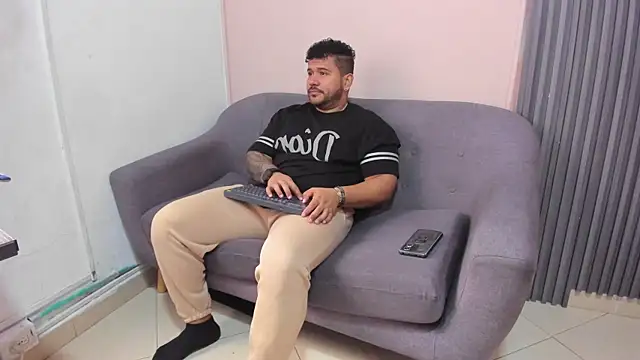 michael hill1 online show from 11-08-25, 01:22