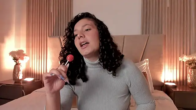 Rachell Jamess online show from 10-23-25, 03:39