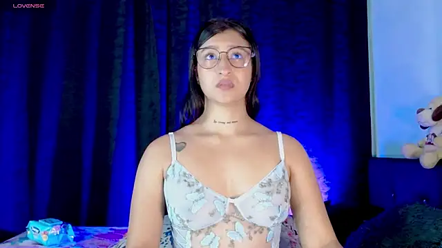 EVAH LEE  online show from 11-27-25, 03:52