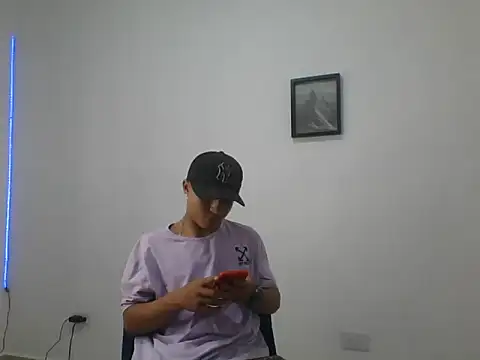 Snapshot of yissus_20_ chatting on 04-09-26, 08:58 yissus 20 online show from 04-09-26, 08:58