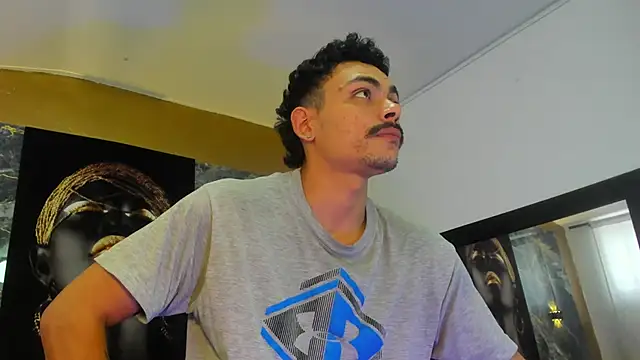 Snapshot of Tommy_kurtt chatting on 11-28-25, 08:22 Tommy kurtt online show from 11-28-25, 08:22