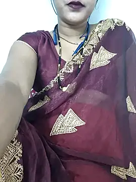 Snapshot of BEAUTY_QUE chatting on 10-24-25, 07:21 BEAUTY QUE online show from 10-24-25, 07:21