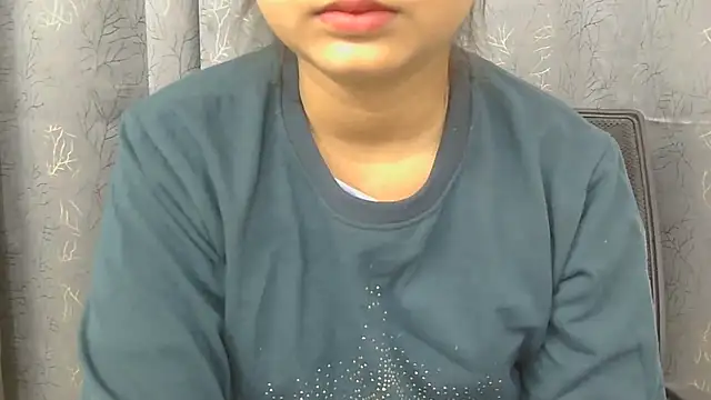 Snapshot of Cute-Bacchi chatting on 11-09-25, 02:43 Cute-Bacchi online show from 11-09-25, 02:43