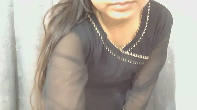 Snapshot of Cute-Bacchi chatting on 11-15-25, 03:26 Cute-Bacchi online show from 11-15-25, 03:26