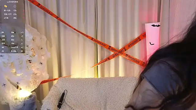 Snapshot of Janet_Jee chatting on 11-01-25, 11:34 Janet Jee online show from 11-01-25, 11:34