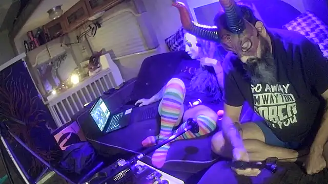 jamiezlilith online show from 10-15-25, 12:22