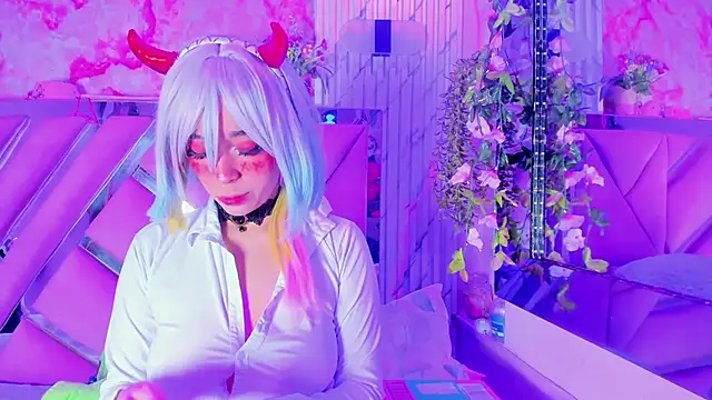 Akane Hikari  online show from 10-13-25, 05:18